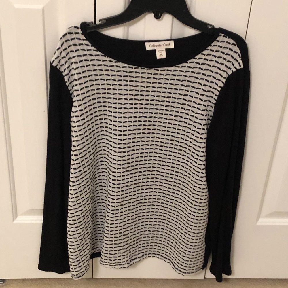 Black and White knit top - lightweight - Coldwater Creek medium
